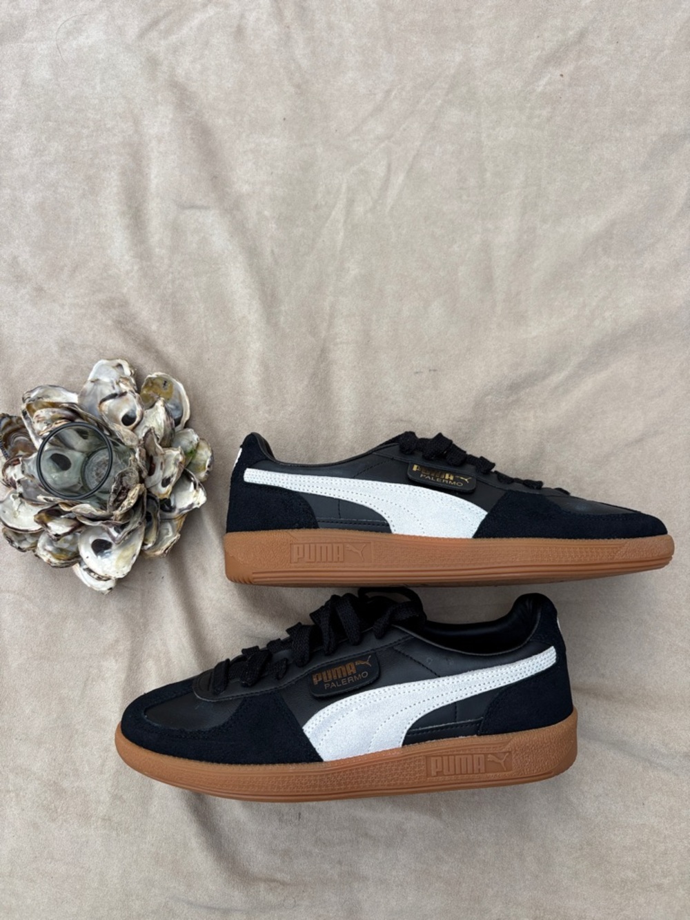 new 👟Puma Palermo Black & White Suede Low-Top Sneakers with Gum Sole - 9